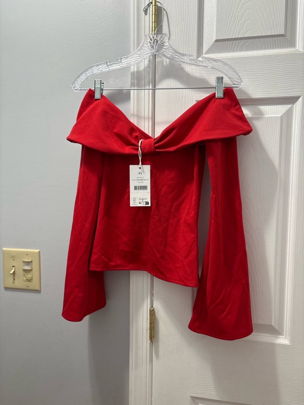 NA-KD Wardrobe Bow Off-Shoulder Red Bell Sleeve Blouse Size XS NWT